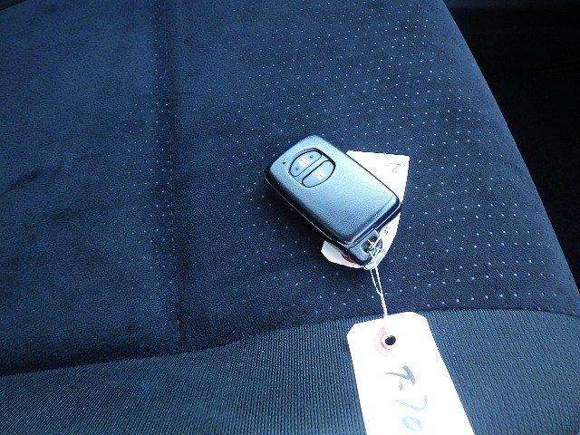 TOYOTA COROLLA FIELDER 2018/7