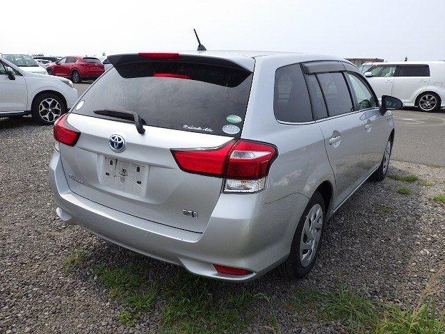 TOYOTA COROLLA FIELDER 2018/8
