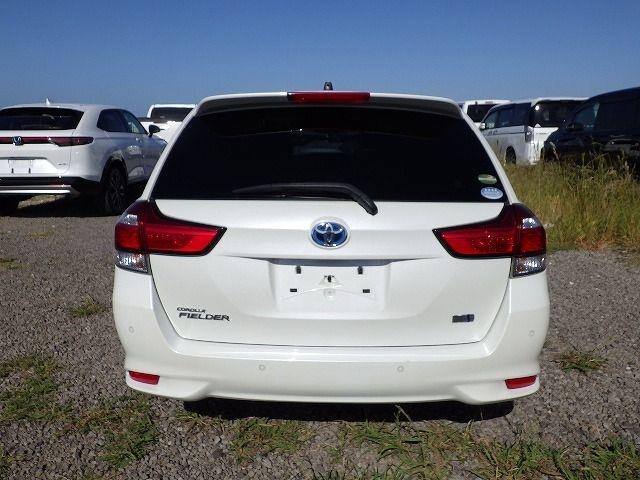 TOYOTA COROLLA FIELDER 2018/9