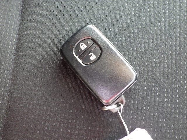 TOYOTA COROLLA FIELDER 2019/10