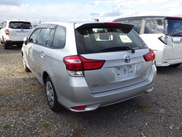 TOYOTA COROLLA FIELDER 2019/10