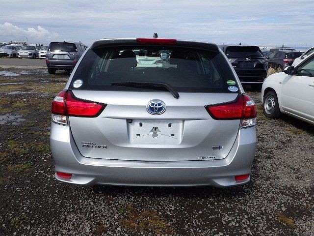 TOYOTA COROLLA FIELDER 2020/6