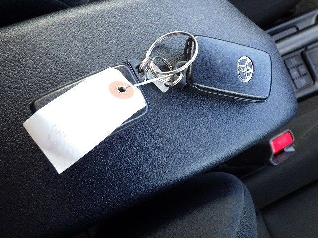 TOYOTA COROLLA FIELDER 2020/10