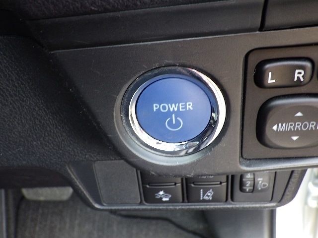 TOYOTA COROLLA FIELDER 2020/10