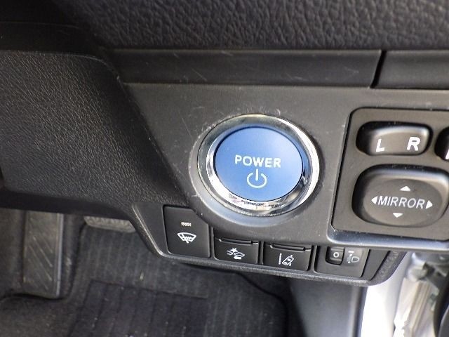 TOYOTA COROLLA FIELDER 2020/10