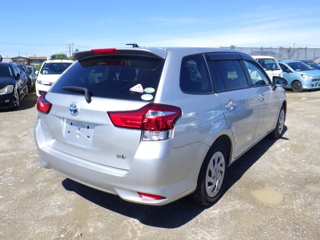 TOYOTA COROLLA FIELDER 2020/10