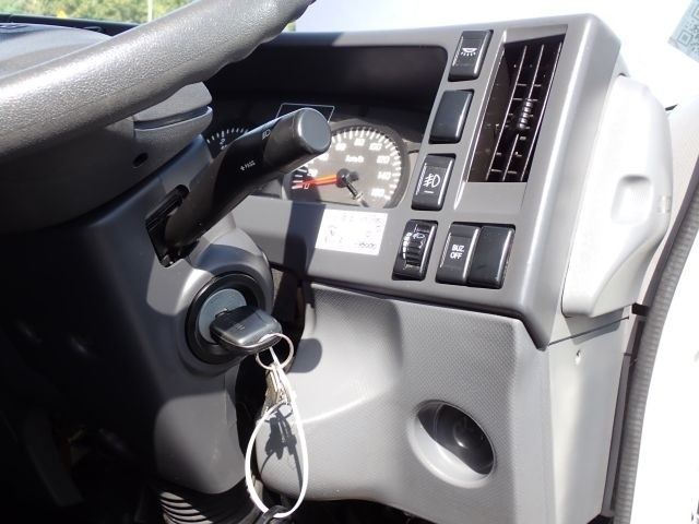 ISUZU ELF 2019/1