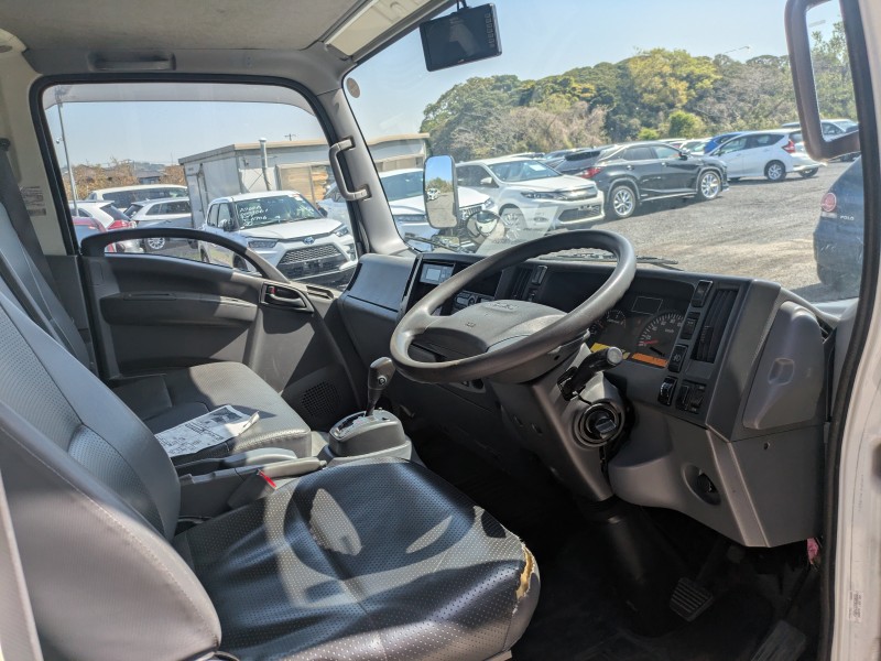 ISUZU ELF 2019/4