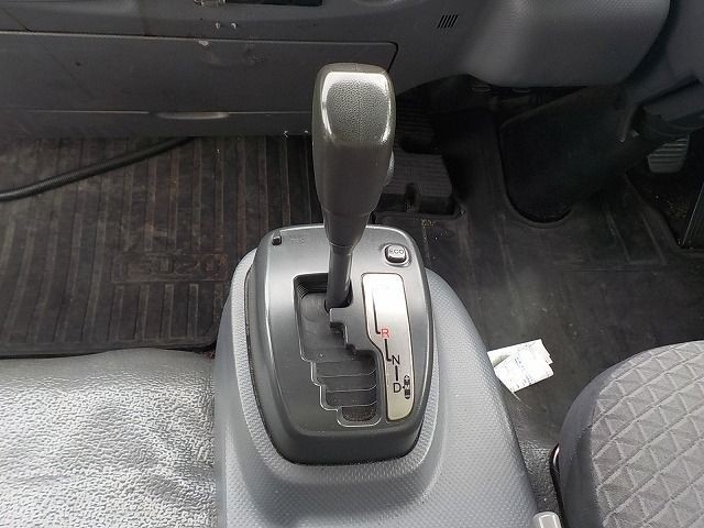 ISUZU ELF 2019/1