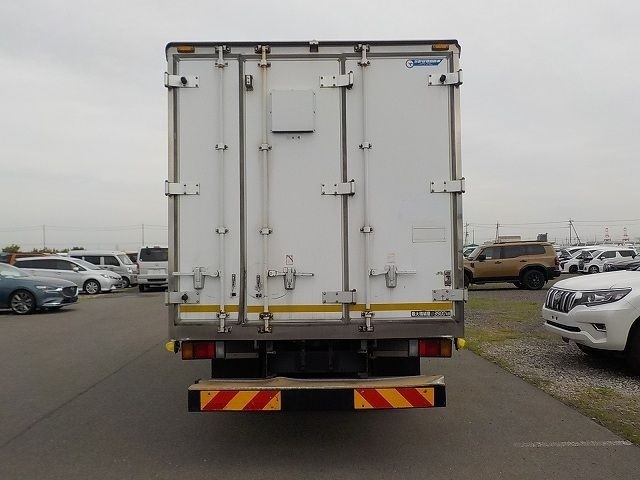 ISUZU ELF 2019/1