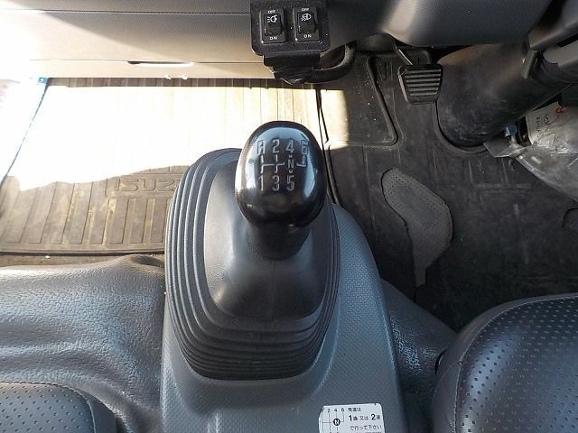 ISUZU ELF 2019/7