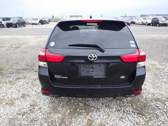 TOYOTA COROLLA FIELDER 2018/1