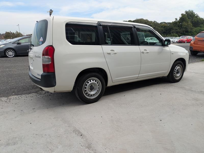 TOYOTA PROBOX VAN 2018/5