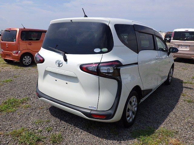 TOYOTA SIENTA 2018/3