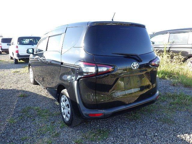 TOYOTA SIENTA 2018/3