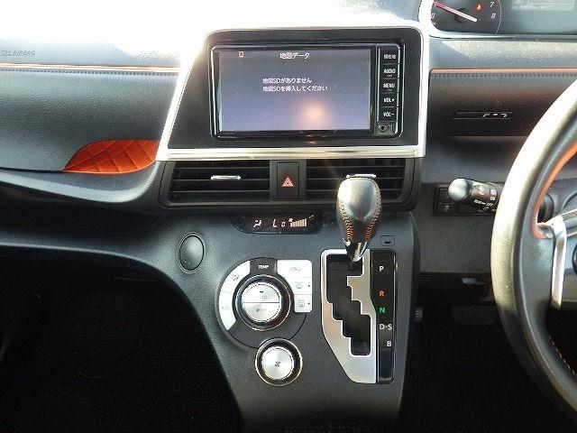 TOYOTA SIENTA 2018/3