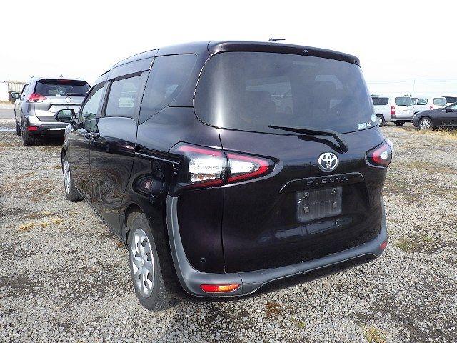 TOYOTA SIENTA 2018/5