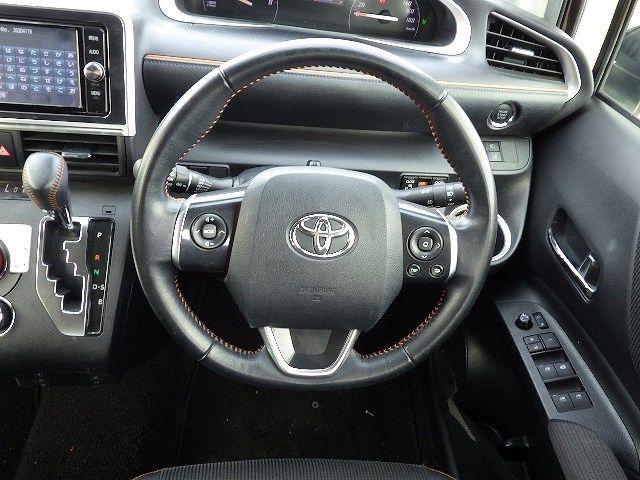 TOYOTA SIENTA 2018/5