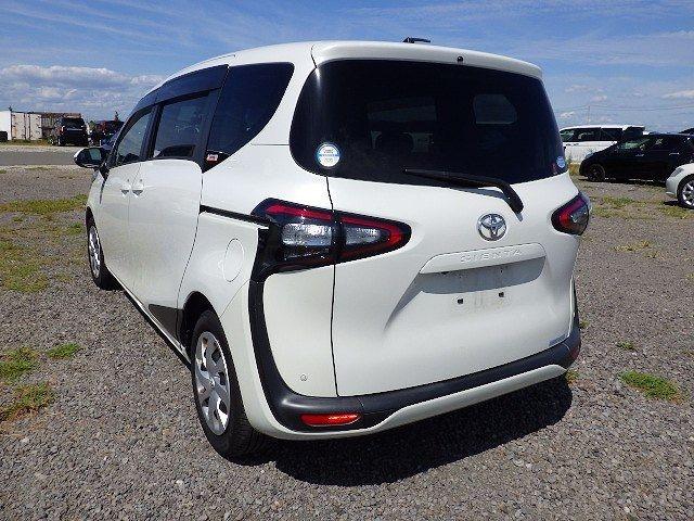 TOYOTA SIENTA 2018/7