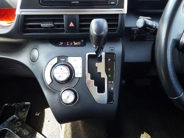 TOYOTA SIENTA 2018/7