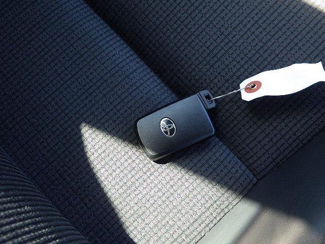 TOYOTA SIENTA 2018/7