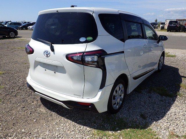 TOYOTA SIENTA 2018/7