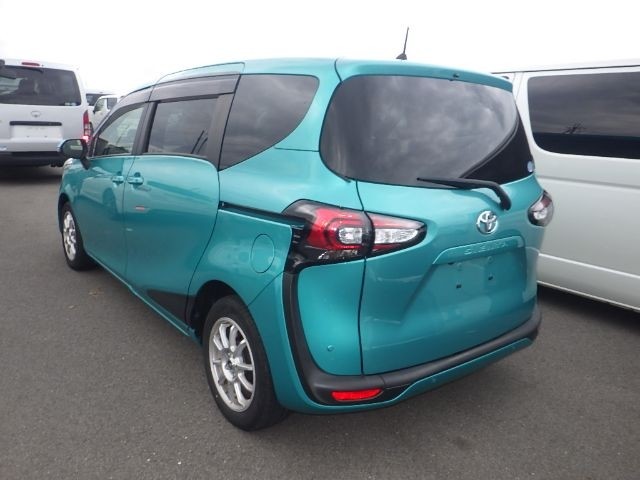 TOYOTA SIENTA 2019/1