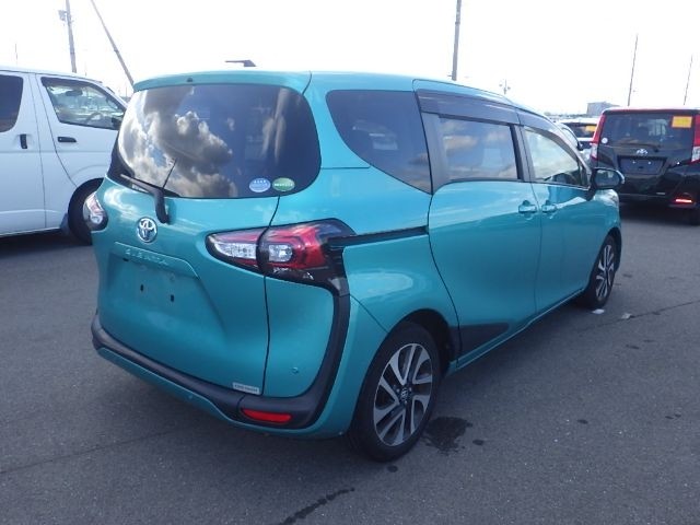 TOYOTA SIENTA 2019/3