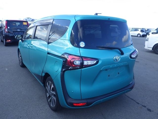 TOYOTA SIENTA 2019/3