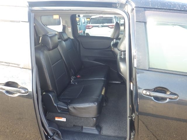 TOYOTA SIENTA 2019/4