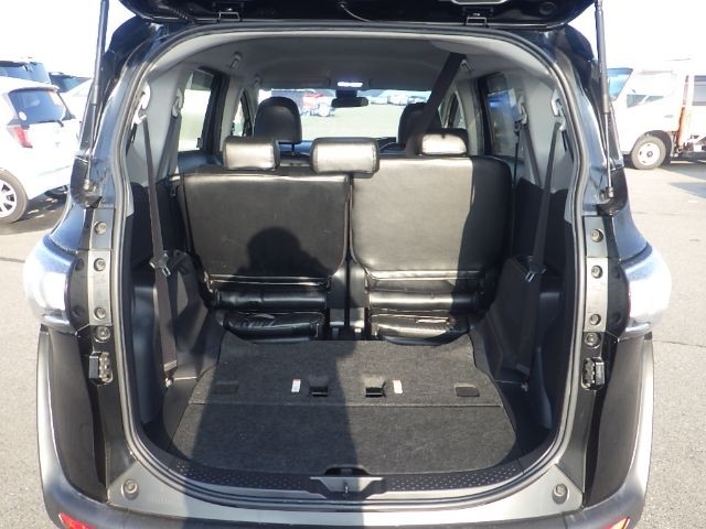 TOYOTA SIENTA 2019/4