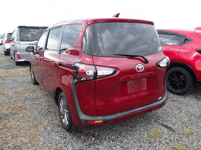 TOYOTA SIENTA 2019/4