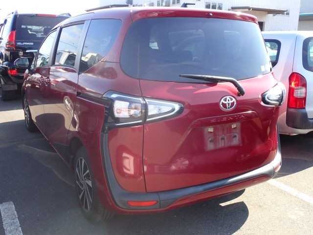 TOYOTA SIENTA 2019/5