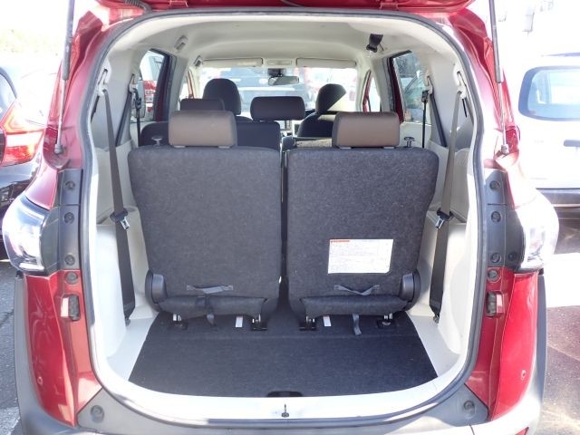 TOYOTA SIENTA 2019/5