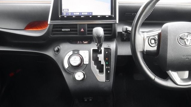 TOYOTA SIENTA 2019/9