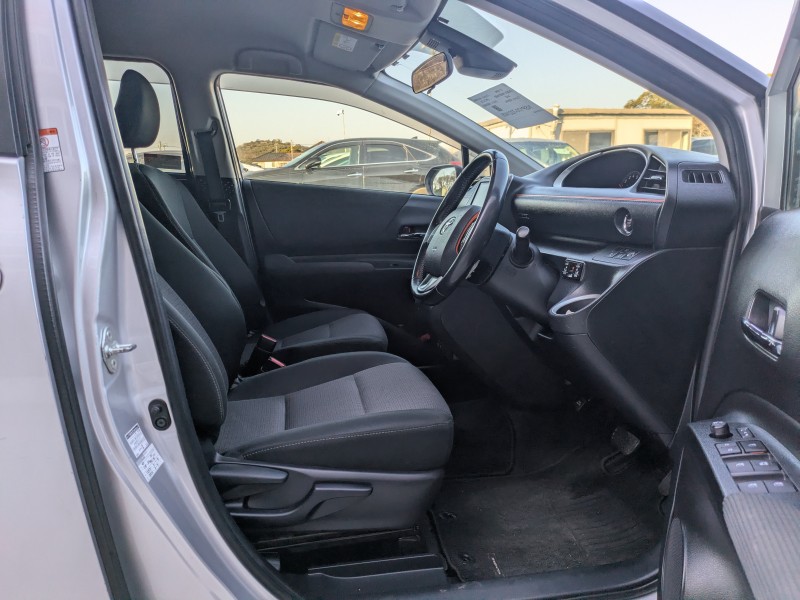 TOYOTA SIENTA 2019/10