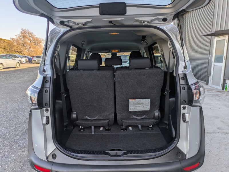 TOYOTA SIENTA 2019/10