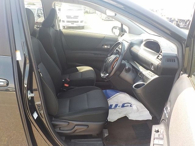 TOYOTA SIENTA 2019/10