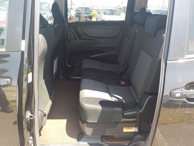 TOYOTA SIENTA 2019/10