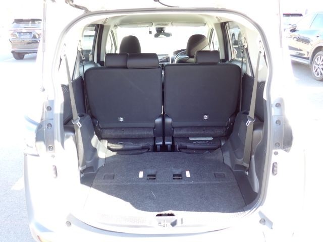 TOYOTA SIENTA 2020/1