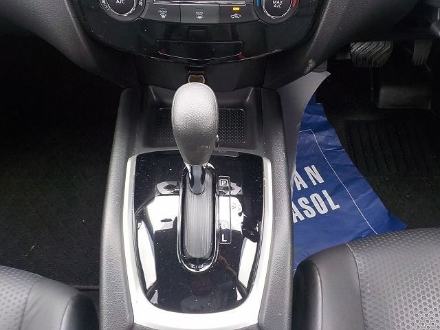 NISSAN X-TRAIL 2019/4