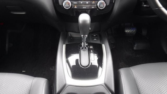 NISSAN X-TRAIL 2019/12