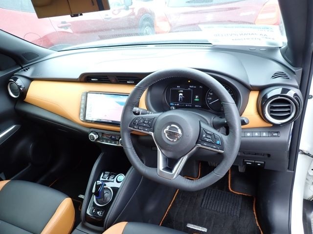 NISSAN KICKS 2020/11