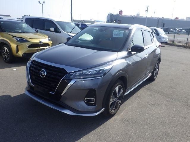 NISSAN KICKS 2020/10