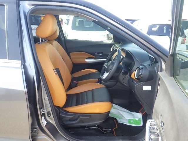 NISSAN KICKS 2020/10