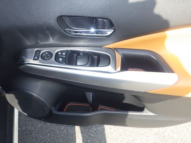 NISSAN KICKS 2020/10