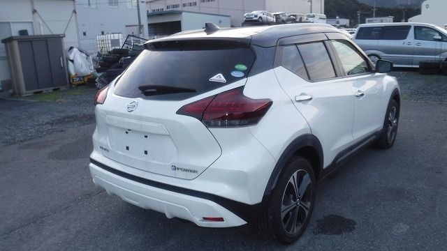 NISSAN KICKS 2020/11