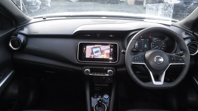 NISSAN KICKS 2020/11