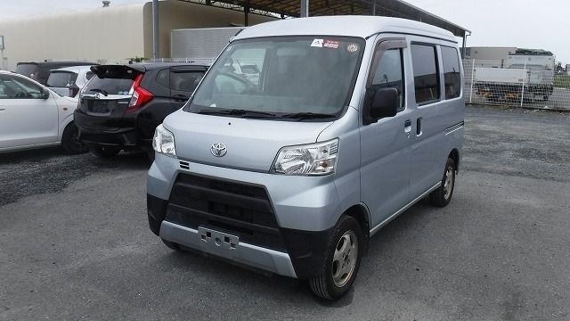 TOYOTA PIXIS VAN 2019/3