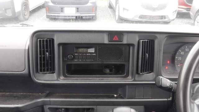 TOYOTA PIXIS VAN 2019/3